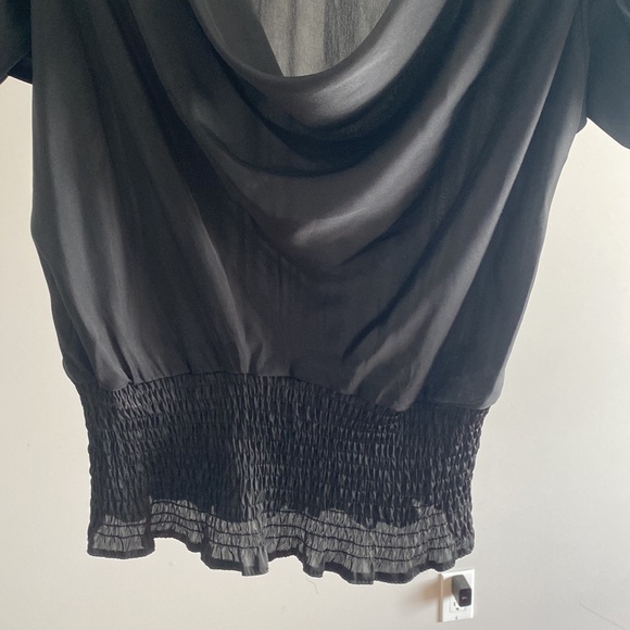 Black sateen scoop neck top - Picture 3 of 3